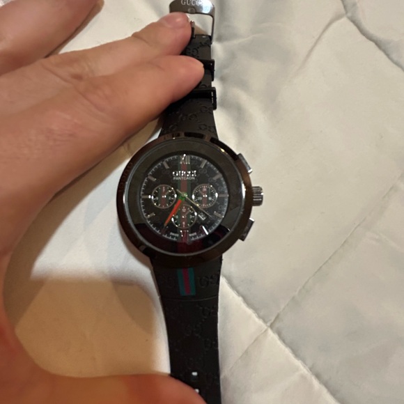 Gucci watch - Picture 4 of 5